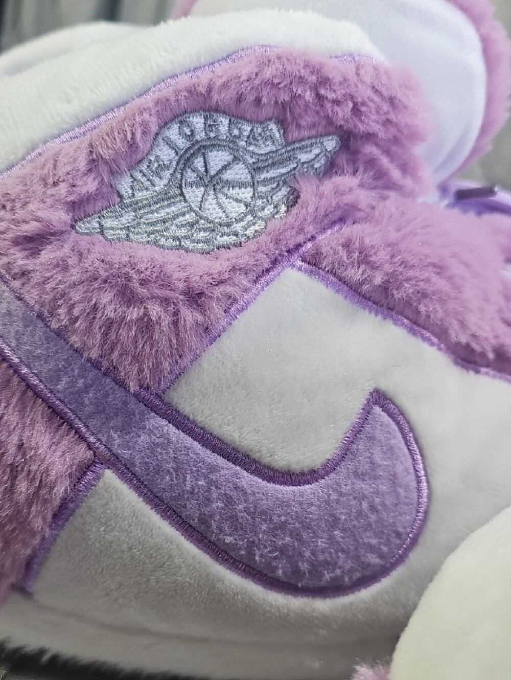 Jordan Lavender and White Plush Women's Slip-On Slippers - Picture 7 of 8